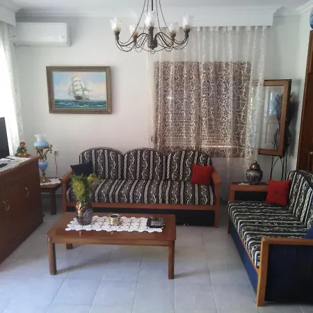 Elli 2 Apartment *